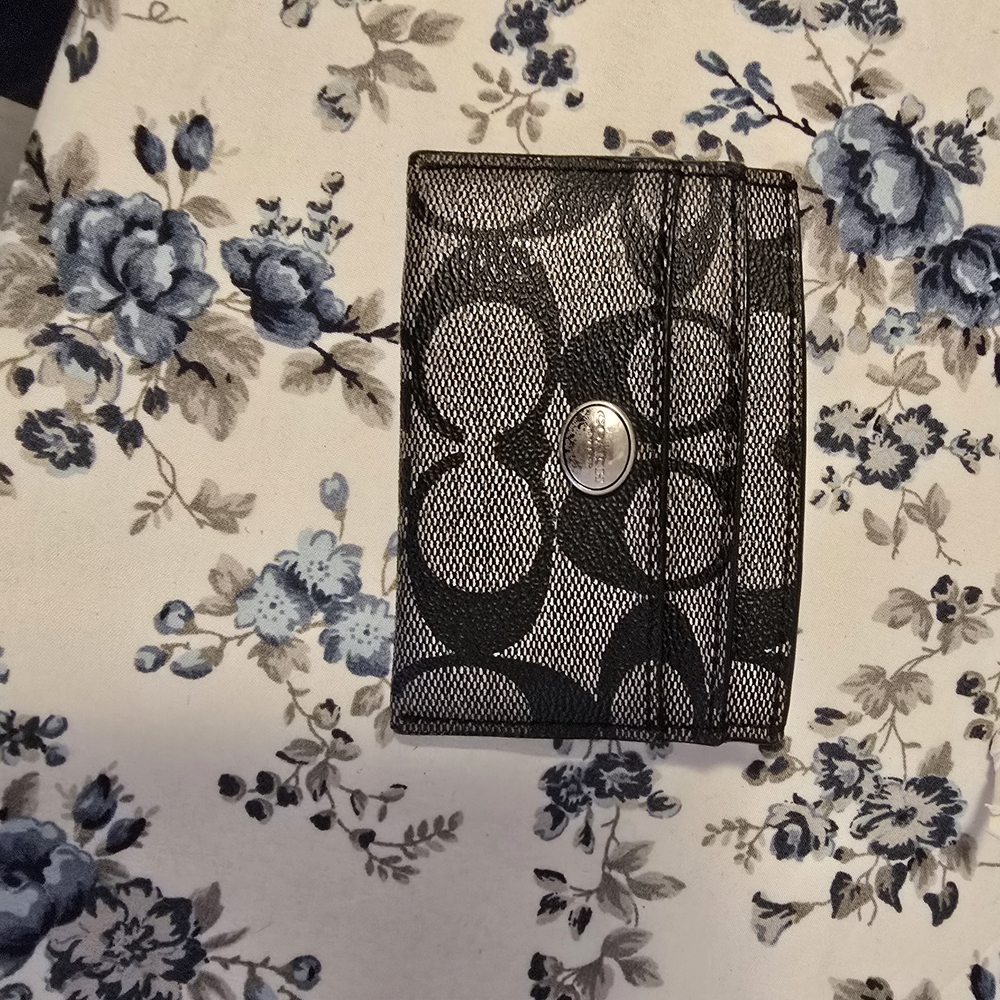 Black Patterned Wallet - image 1